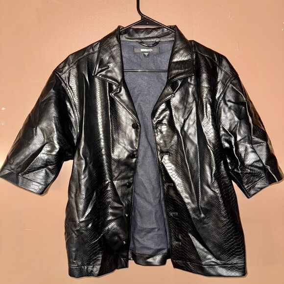 Fashion Nova Men's Short Sleeve Button Up Faux Snakeskin Top Shirt Black Small - Picture 1 of 9